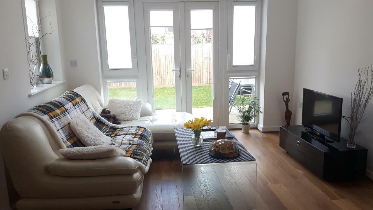 Lavi'S House-East Milton Keynes Bed & Breakfast エクステリア 写真
